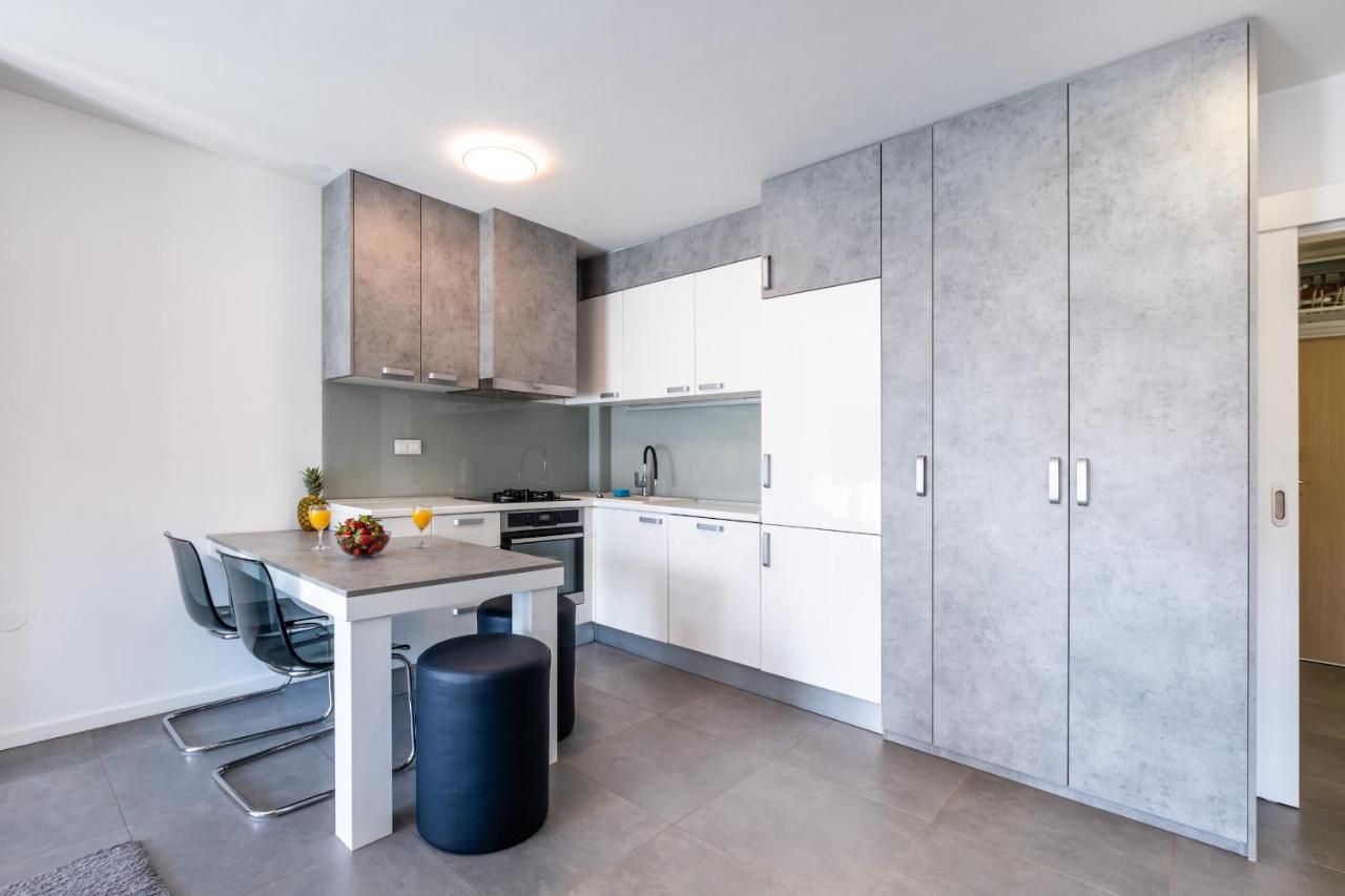 Apartment Zagreb, 0-24, Self Service Check-In, Free Parking 外观 照片