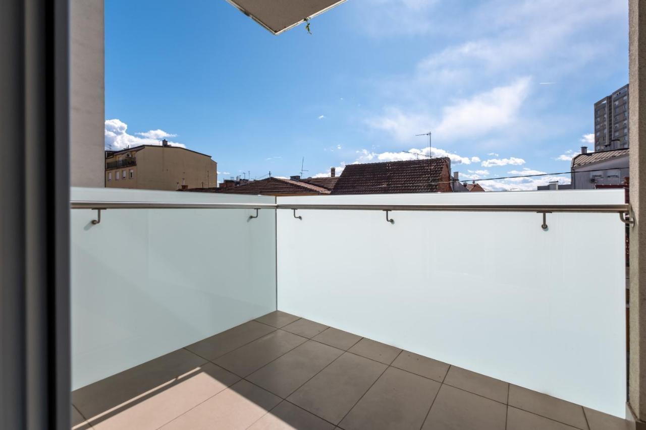 Apartment Zagreb, 0-24, Self Service Check-In, Free Parking 外观 照片